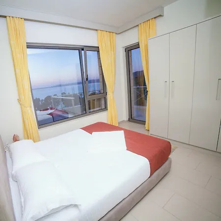 Apartment Diamond Hill