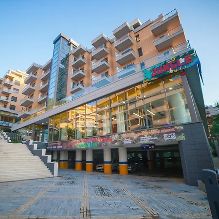 Diamond Hill Apartment *